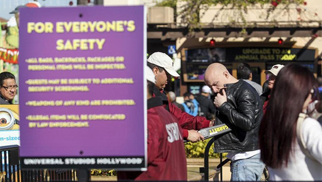 Parques de Disney en EEUU - Control de armas