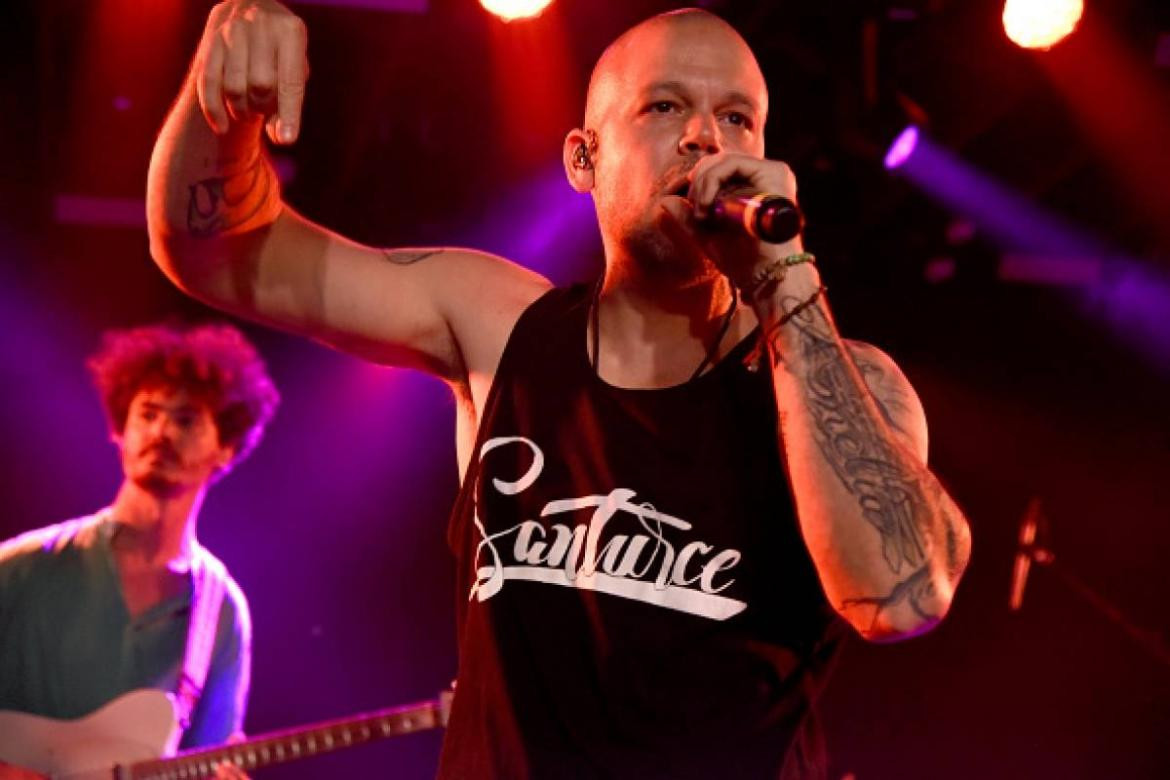 René de Calle 13, detenido por agredir a periodista