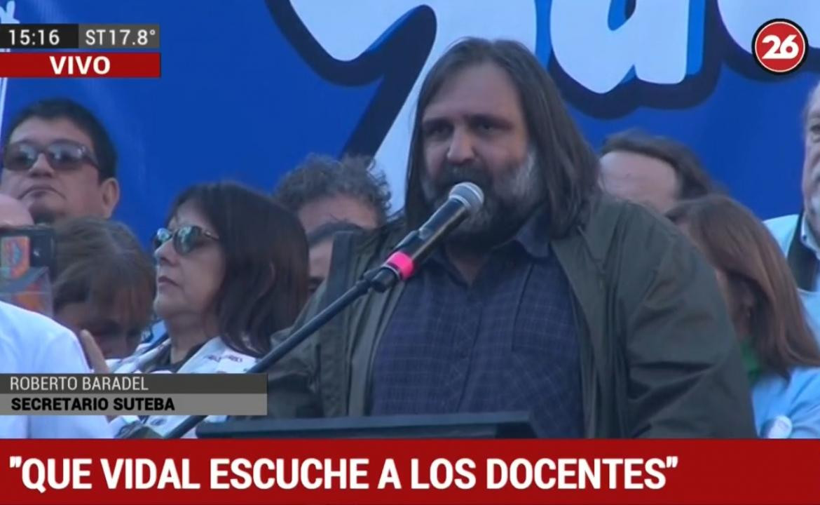 Marchas federal educativa en Plaza de Mayo, docentes, Roberto Baradel