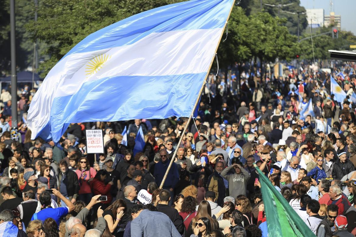 Acto oposición contra FMI - Obelisco