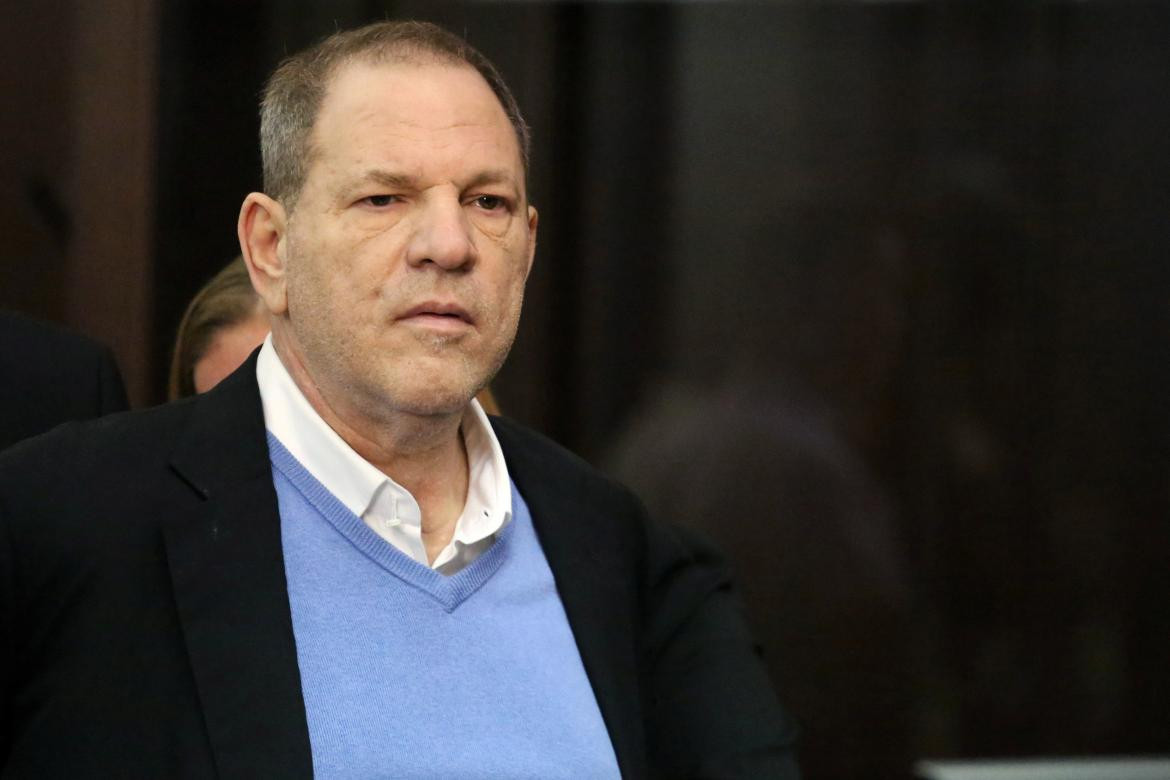 Harvey Weinstein en la policía, Reuters