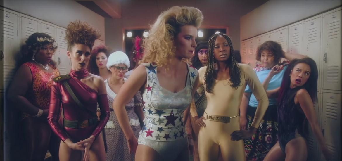 Glow - series Netflix