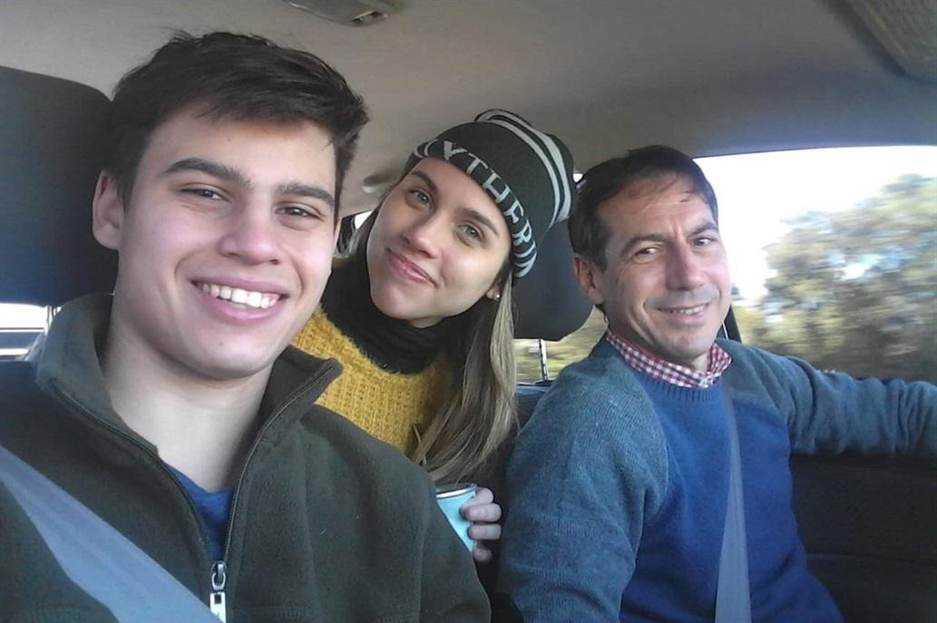 Luis Naidenoff y su familia