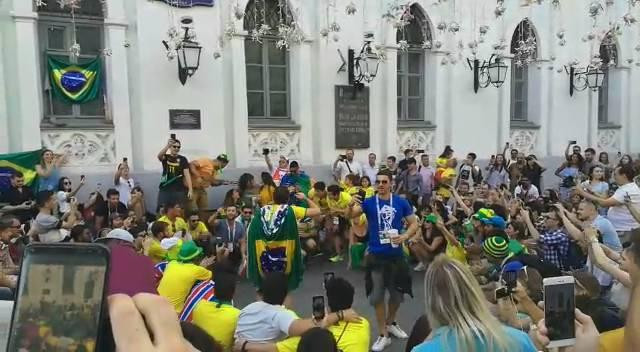 Banderazo brasileño en Rusia, Mundial, Diario 26