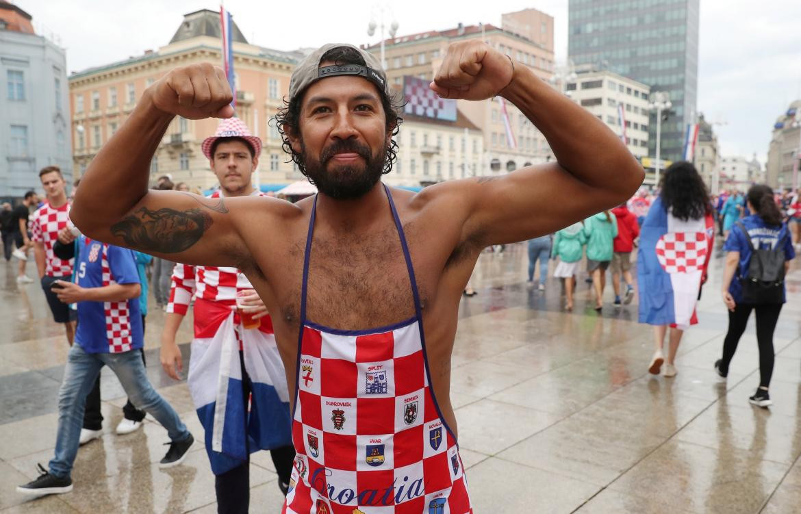 Hinchas croatas - hinchas franceses Fotos Reuters