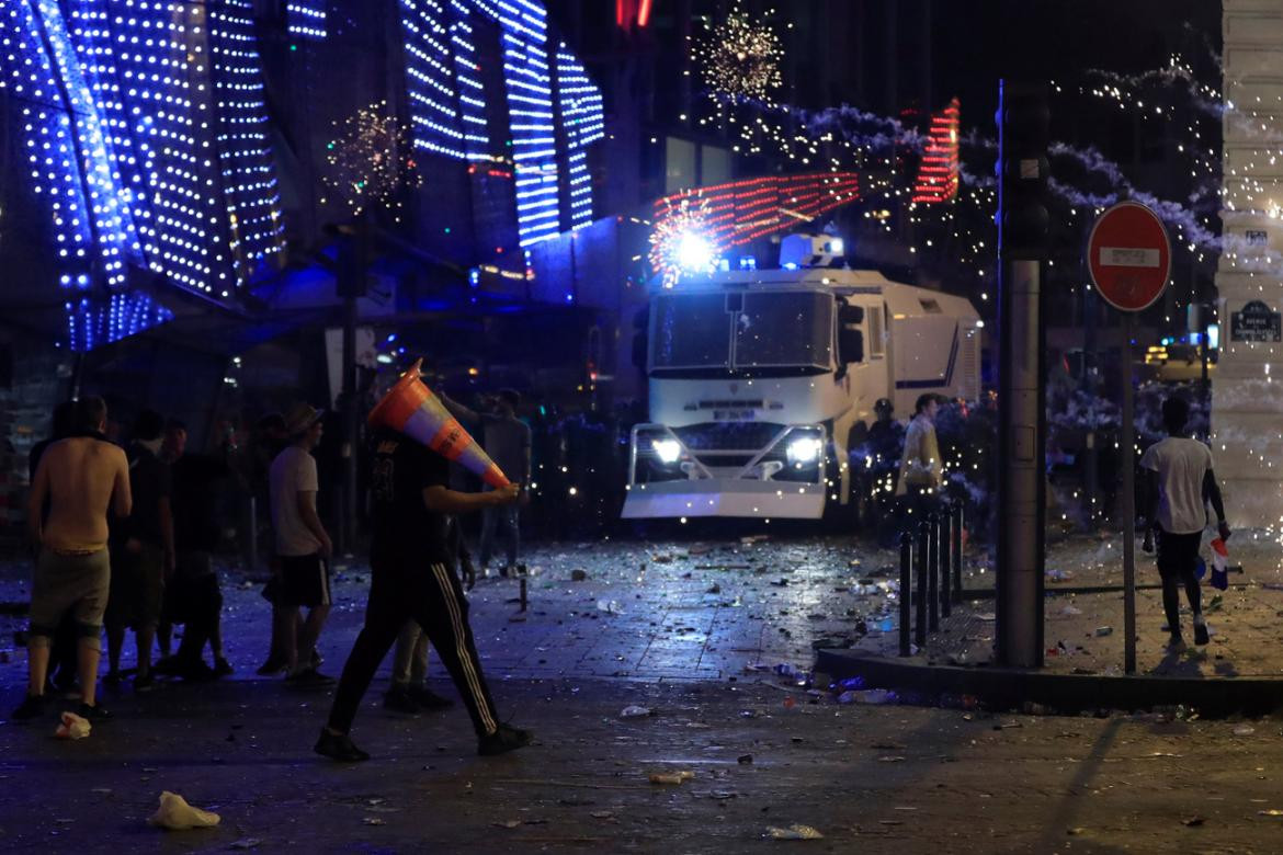 Francia campeón del Mundial Rusia 2018: violentos incidentes en París (Reuters)