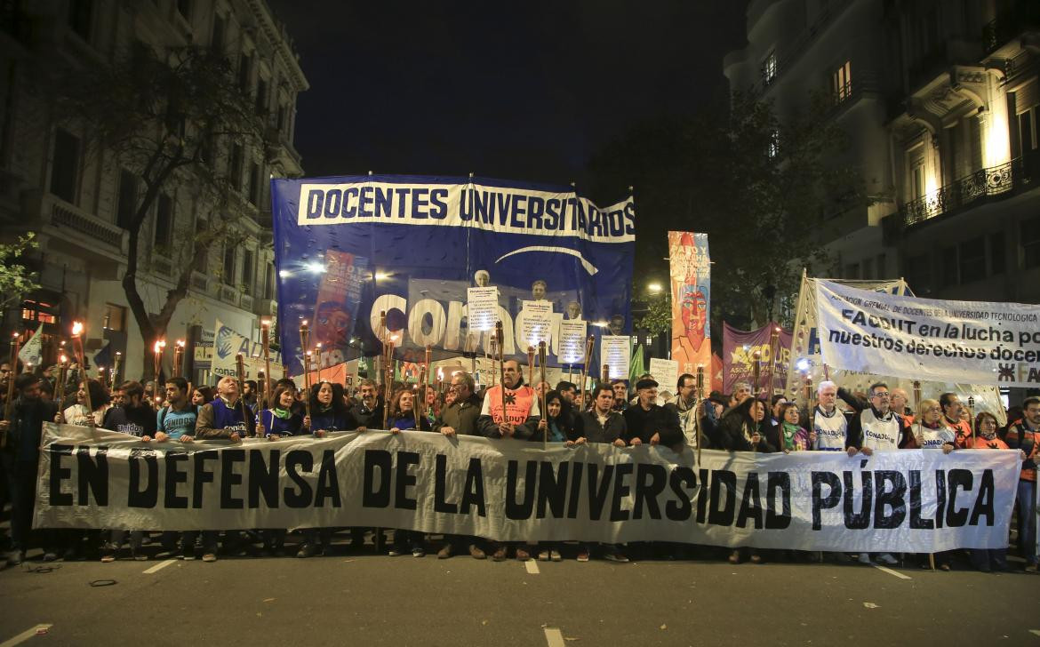 Marcha de docentes universitarios (NA)