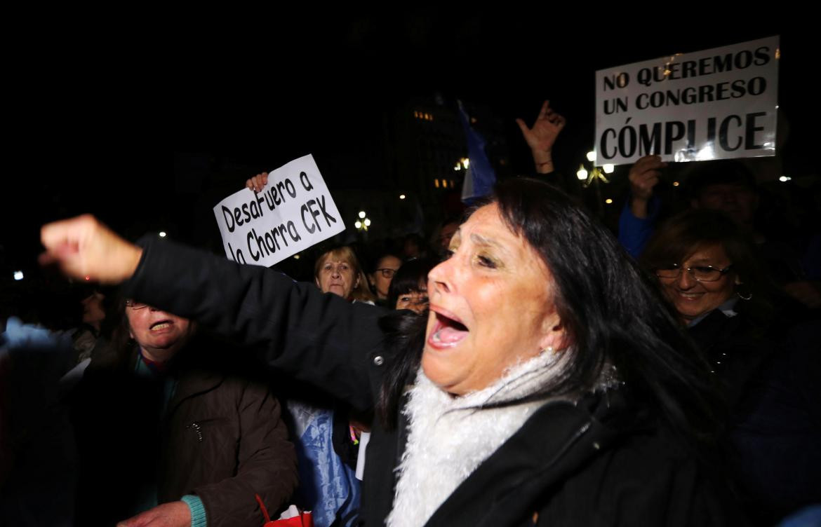 #21A - Marcha en el Congreso por el desafuero de Cristina Kirchner - REUTERS