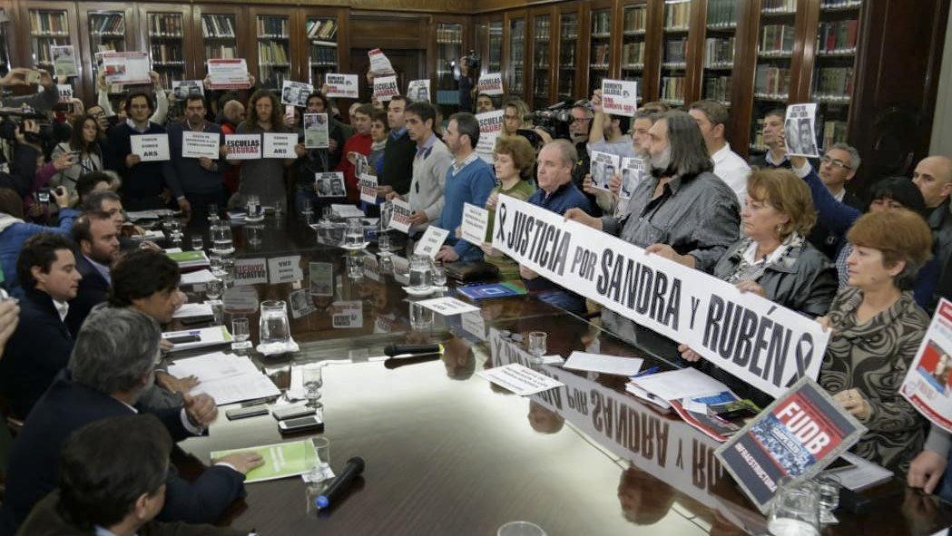 Reunión entre Docentes y Gobierno bonaerense (NA)