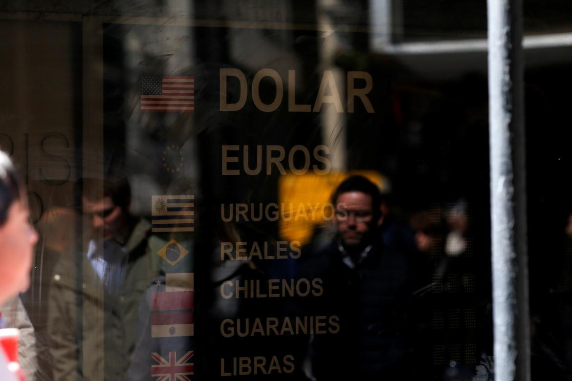 Dólar, cotización, economía, Reuters