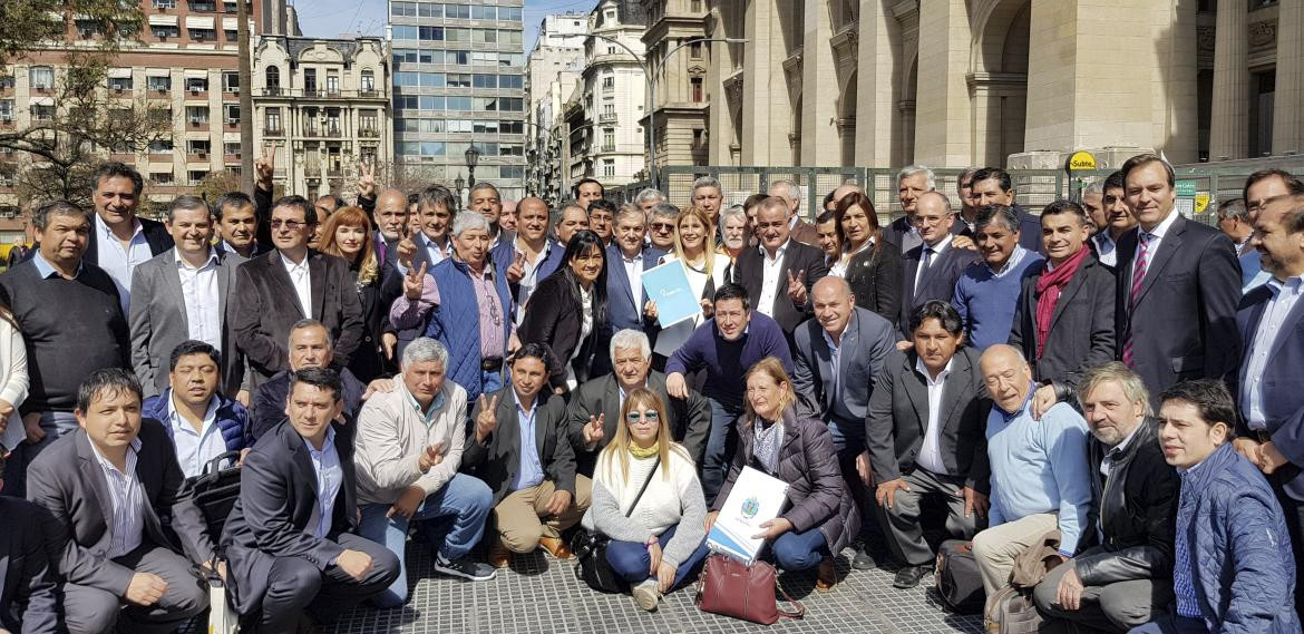 Intendentes y la CGT (NA)