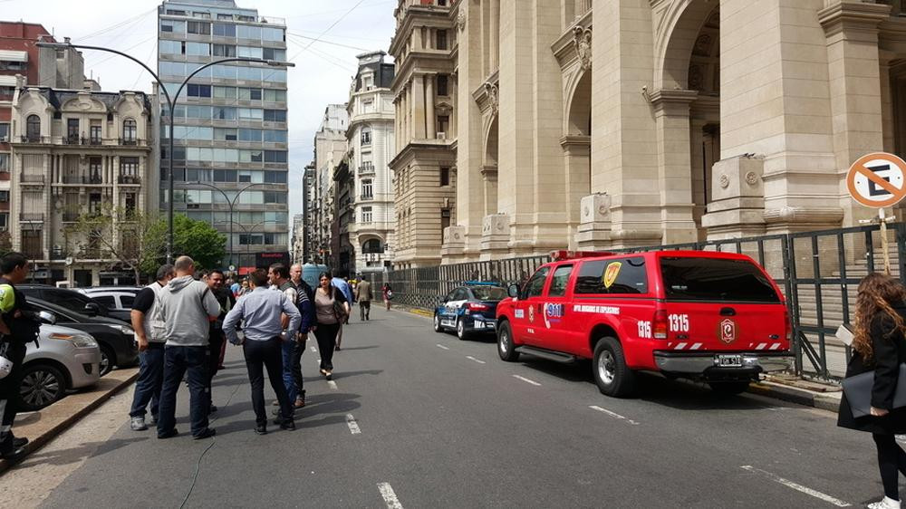 Amenaza de bomba en Tribunales 