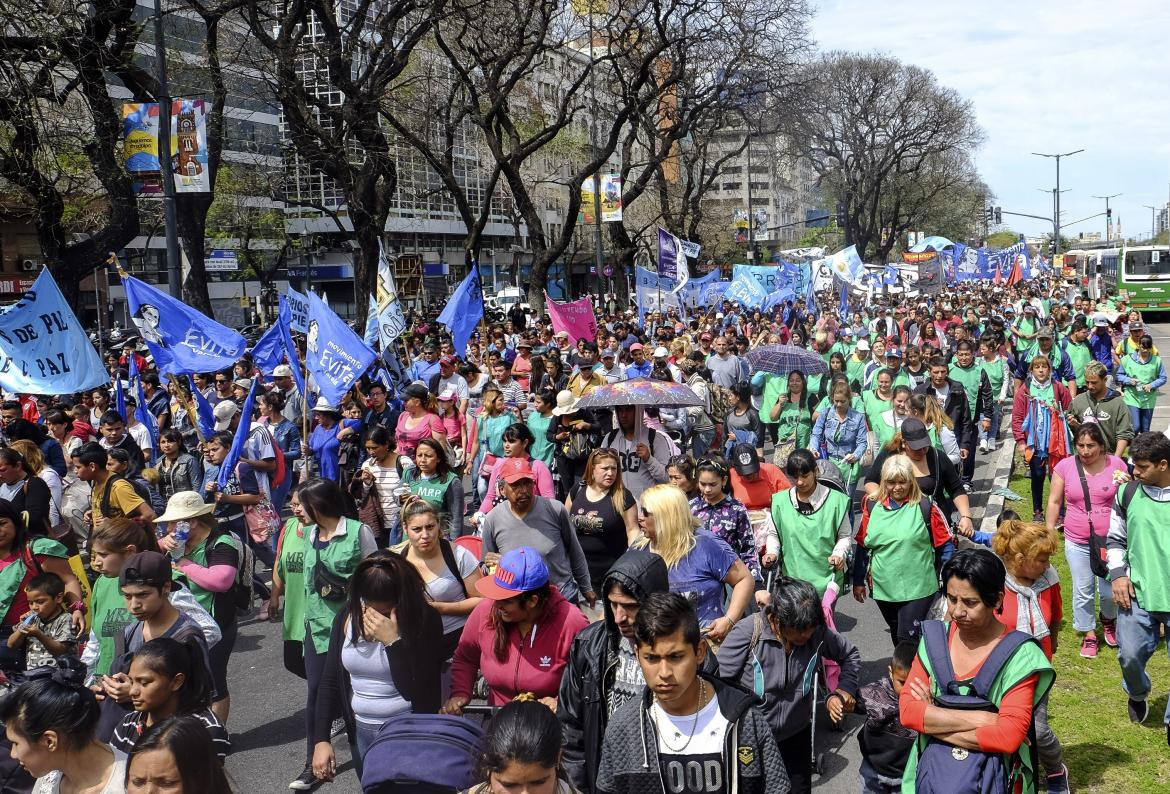 Yerbateros, tareferos protestan en el Congreso, NA