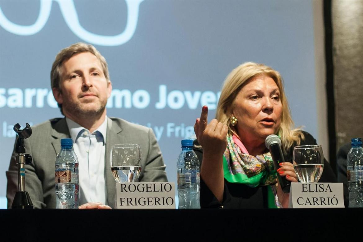 Rogelio Frigerio y Elisa Carrió