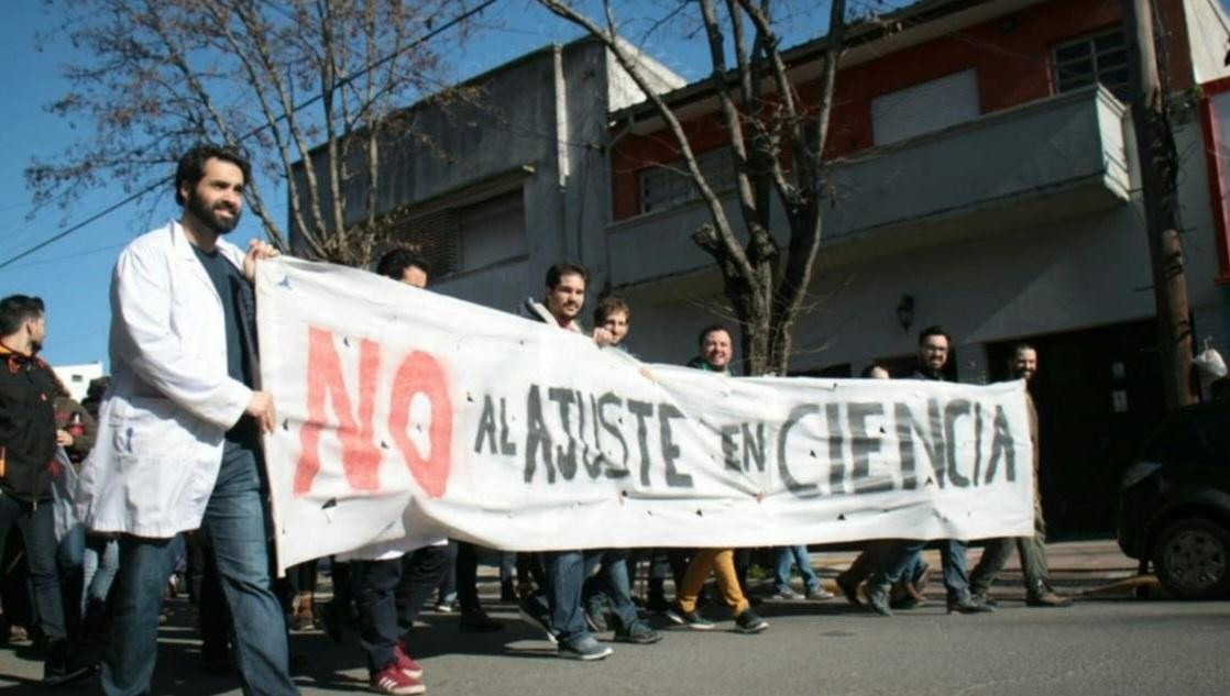 Marcha contra el ajuste en ciencia