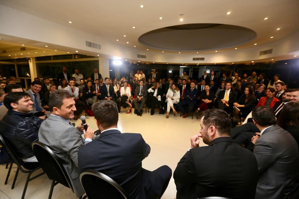 Sergio Massa en la Fundación Universitaria del Río de la Plata ( (Prensa)