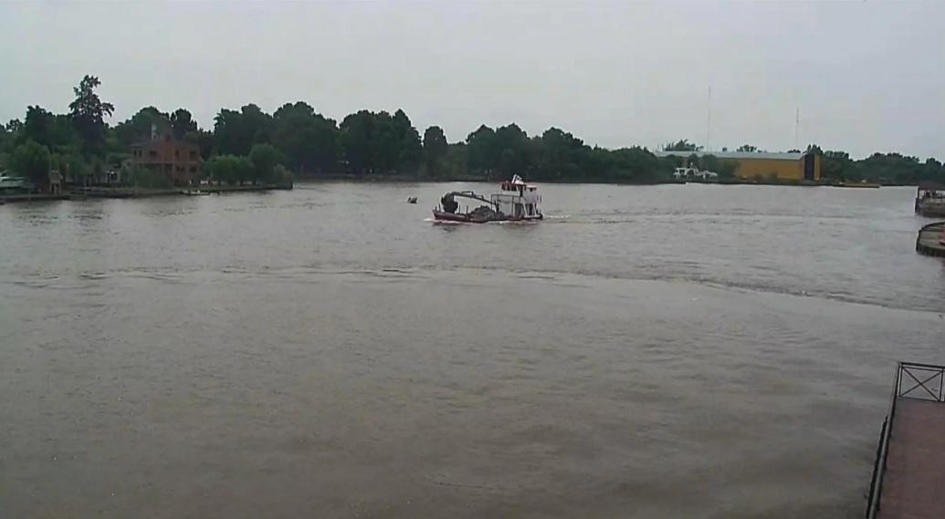 Búsqueda de un cuerpo en el Delta de Tigre