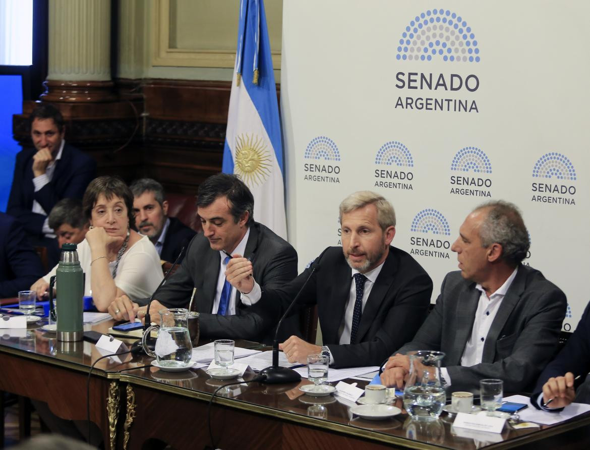 Reunión de la Comisión de Presupuesto y Hacienda del Senado en el Congreso de la Nacion, NA