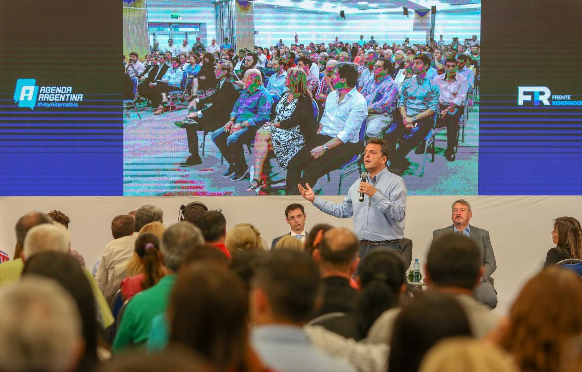 Sergio Massa junto a Gustavo Bordet en Entre Ríos, Prensa Frente Renovador