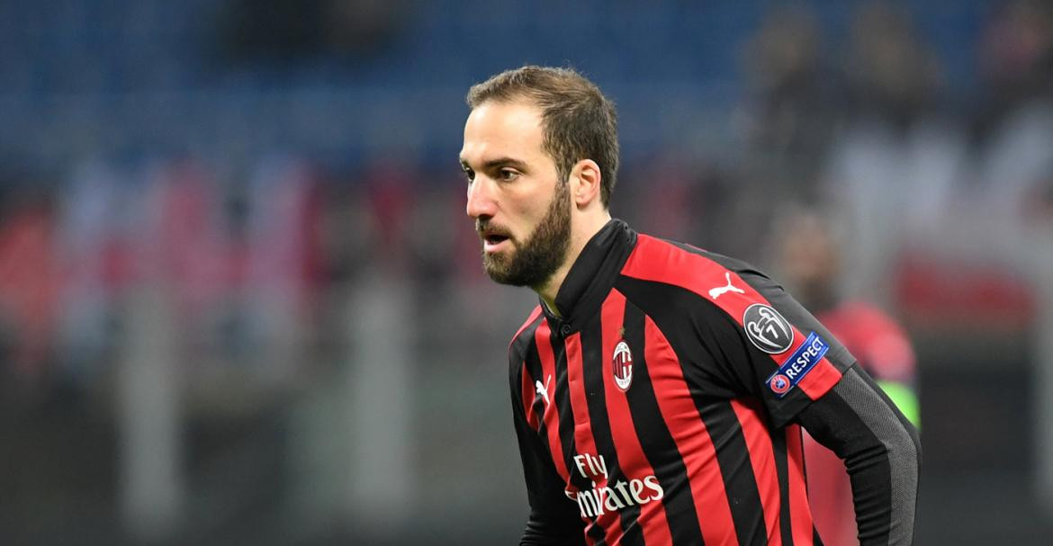 Milan vs. Dudelange, Europa League, Fútbol, Gonzalo Higuaín