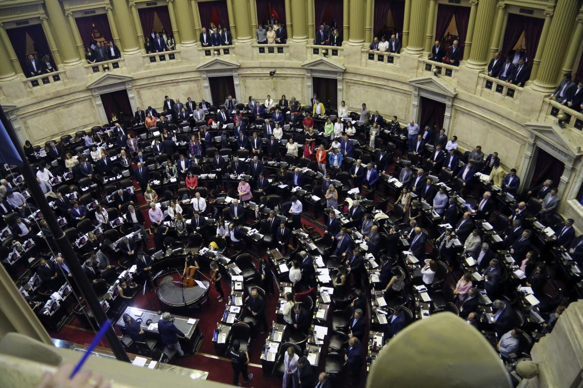 Diputados, sesiones extraordinarias, Na