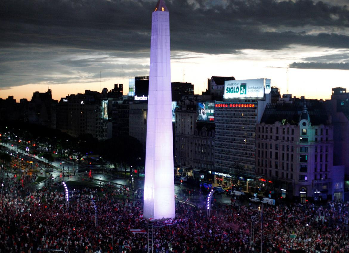 El Obelisco de rojo y blanco, los festejos de River Campeón de la Libertadores