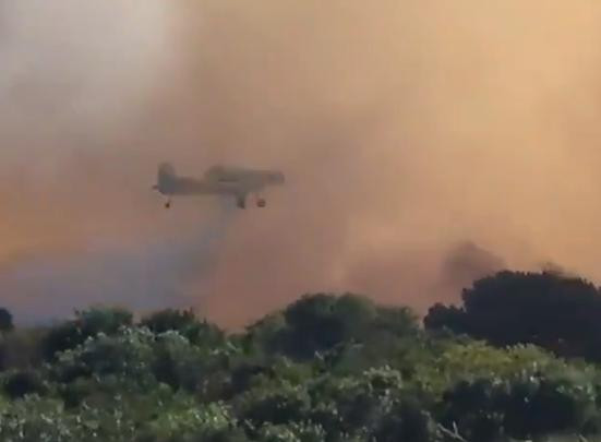 Avión hidrante - Incendio Villa Gesell