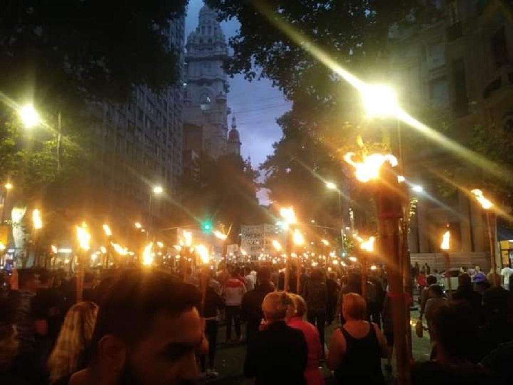 Marcha de las antorchas contra el tarifazo