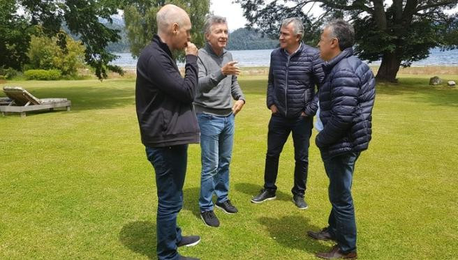 Macri en Villa La Angostura - Reunión