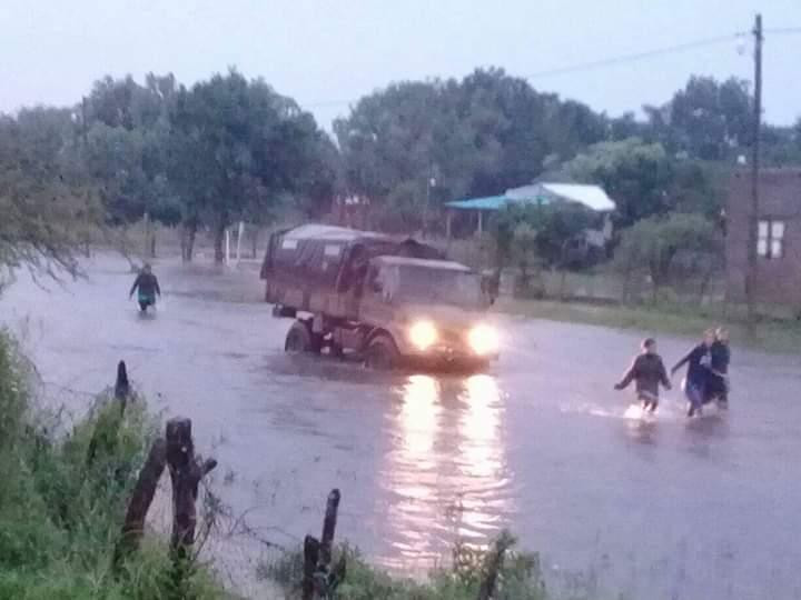 Ejército Argentino y redes solidarias se movilizan por las inundaciones del Litoral