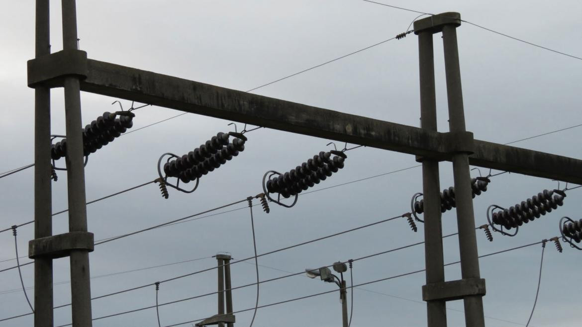 Cortes de Luz, Cables de electricidad