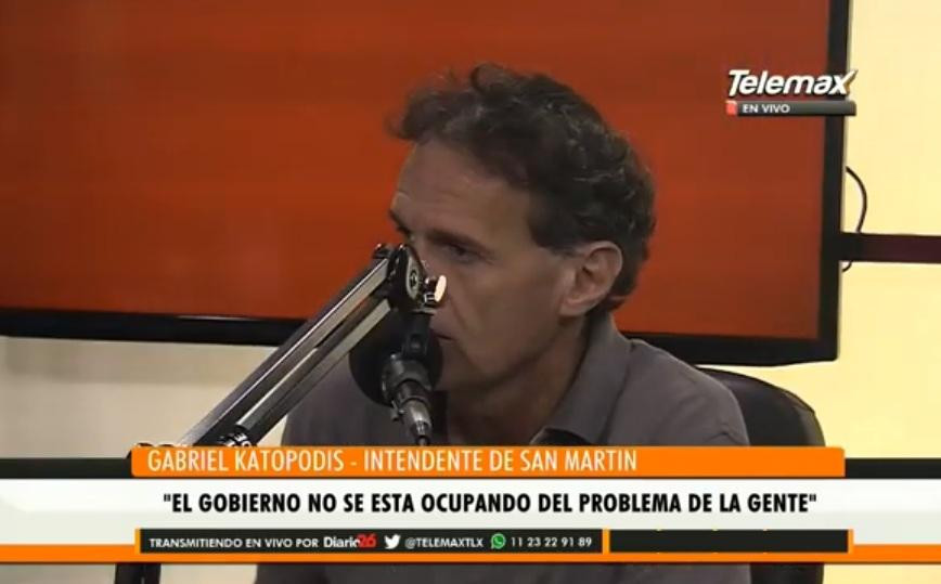 Gabriel Katopodis junto a Paulino Rodrigues en Radio Latina