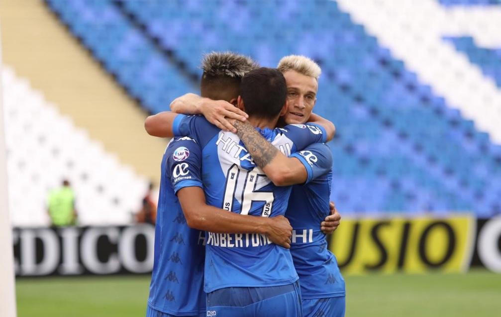 Superliga: Festejo de Vélez ante Godoy Cruz