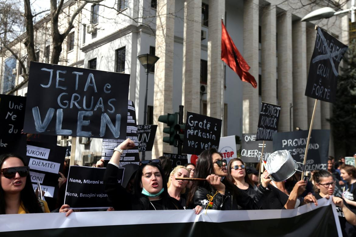 Día de la Mujer - Albania Reuters