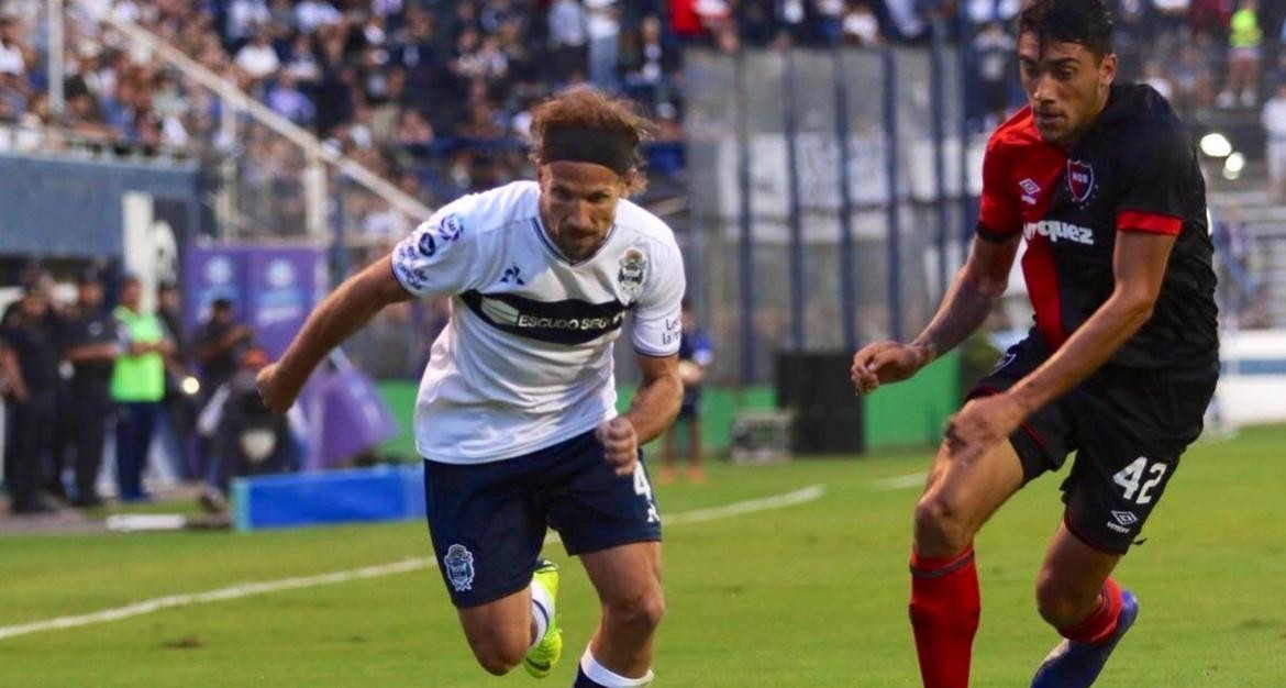 Gimnasia vs Newells - Superliga