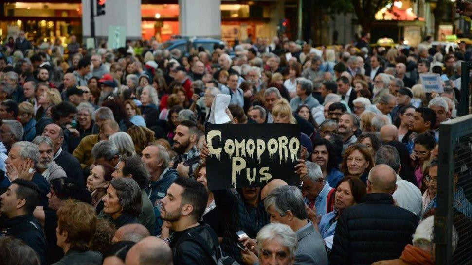 Multitudinaria marcha en apoyo al juez Alejo Ramos Padilla	