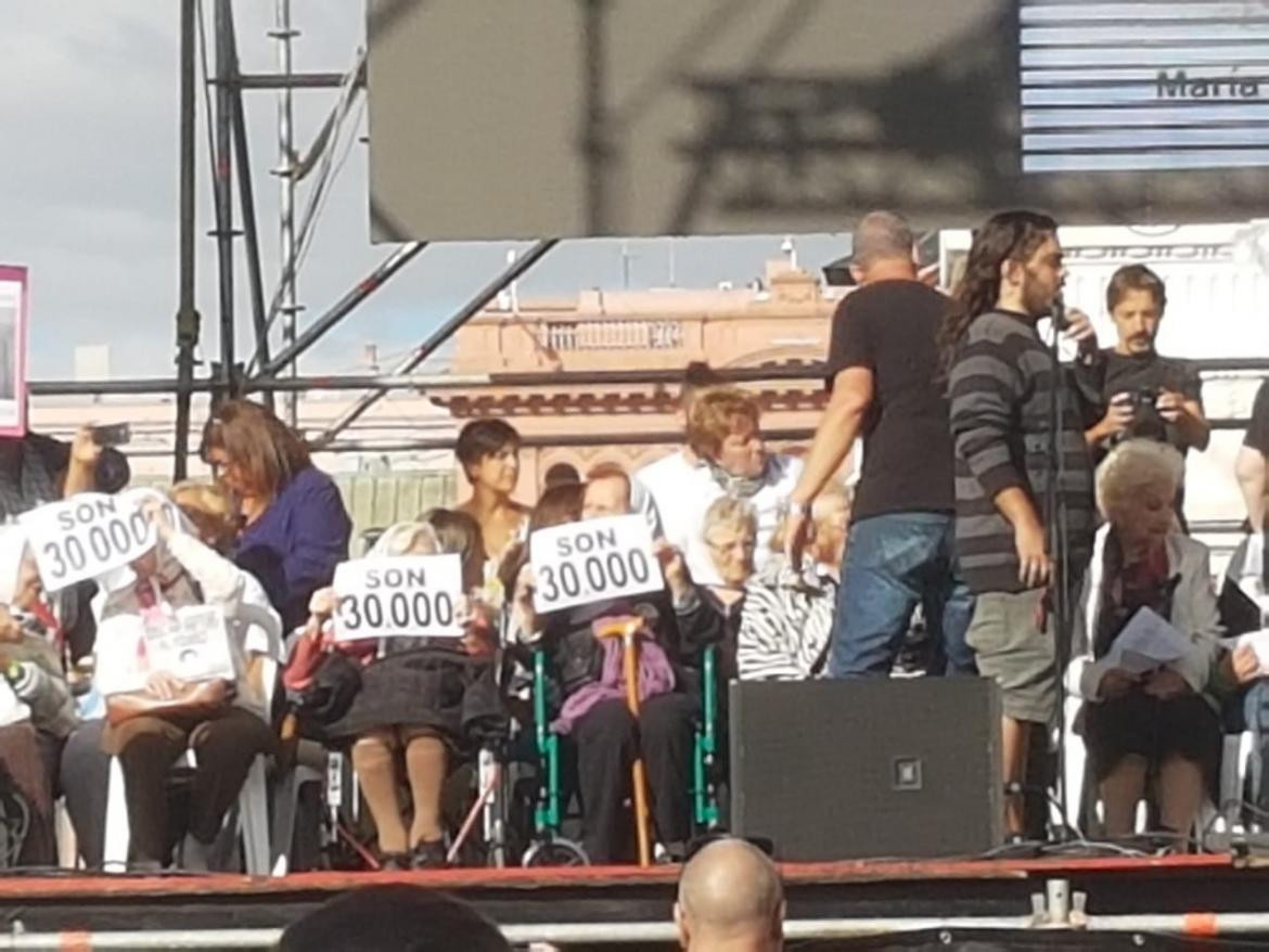 Abuelas y Madres de Plaza de Mayo, Foto: Claudia Seta, Diario26