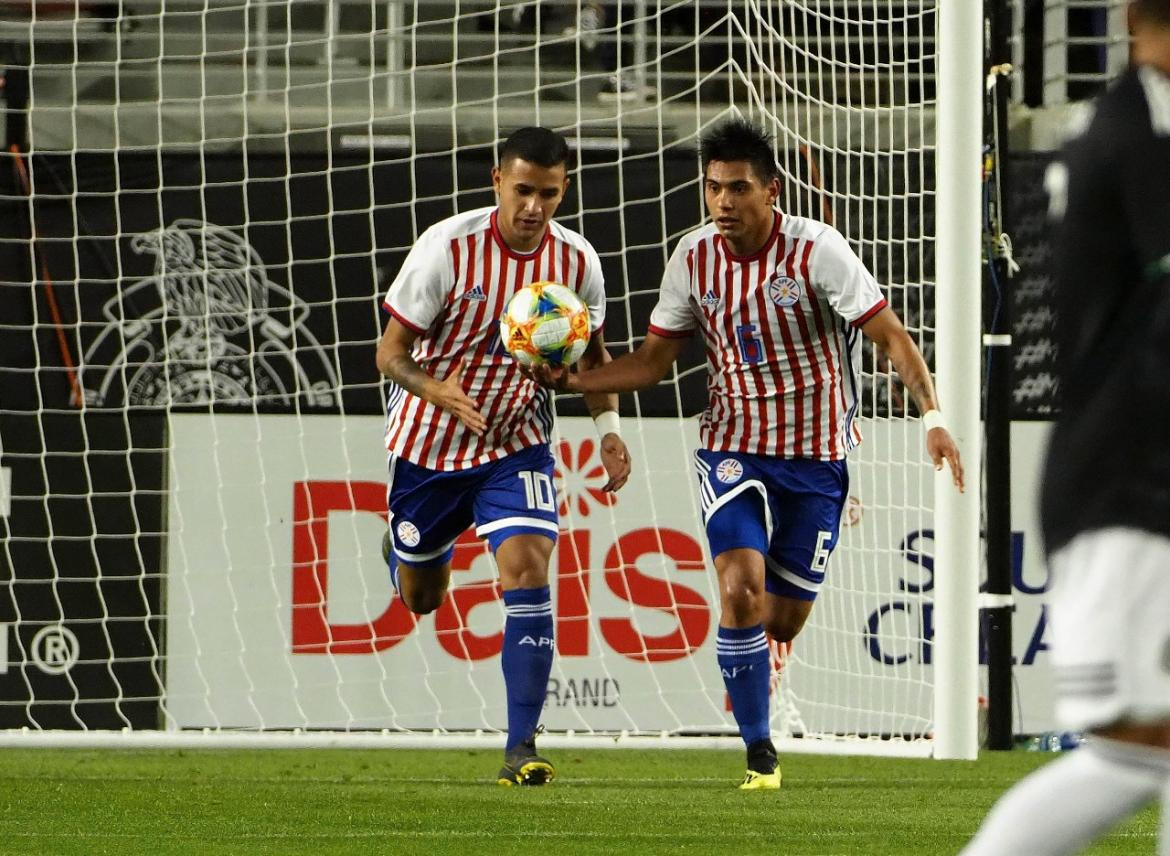 Amistoso internacional, Paraguay vs. México, fútbol, deportes, Reuters