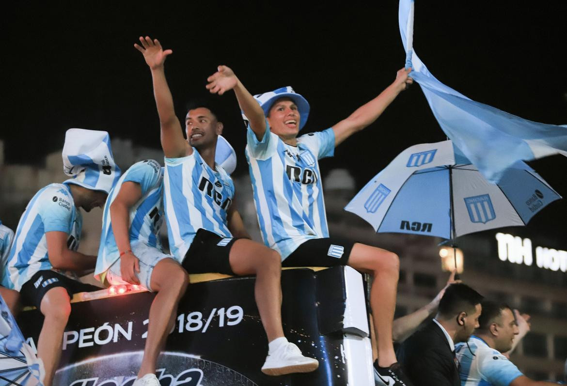 Racing campeón - festejos Agencia NA