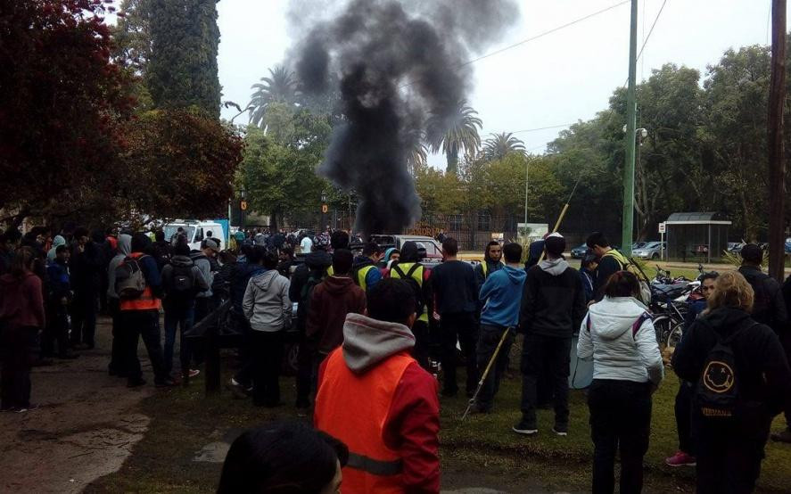 Fabrica de calzado cerrada en Lujan