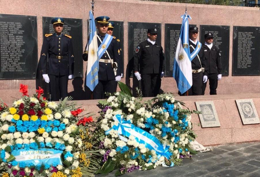 Acto por Malvinas en Plaza San Martín