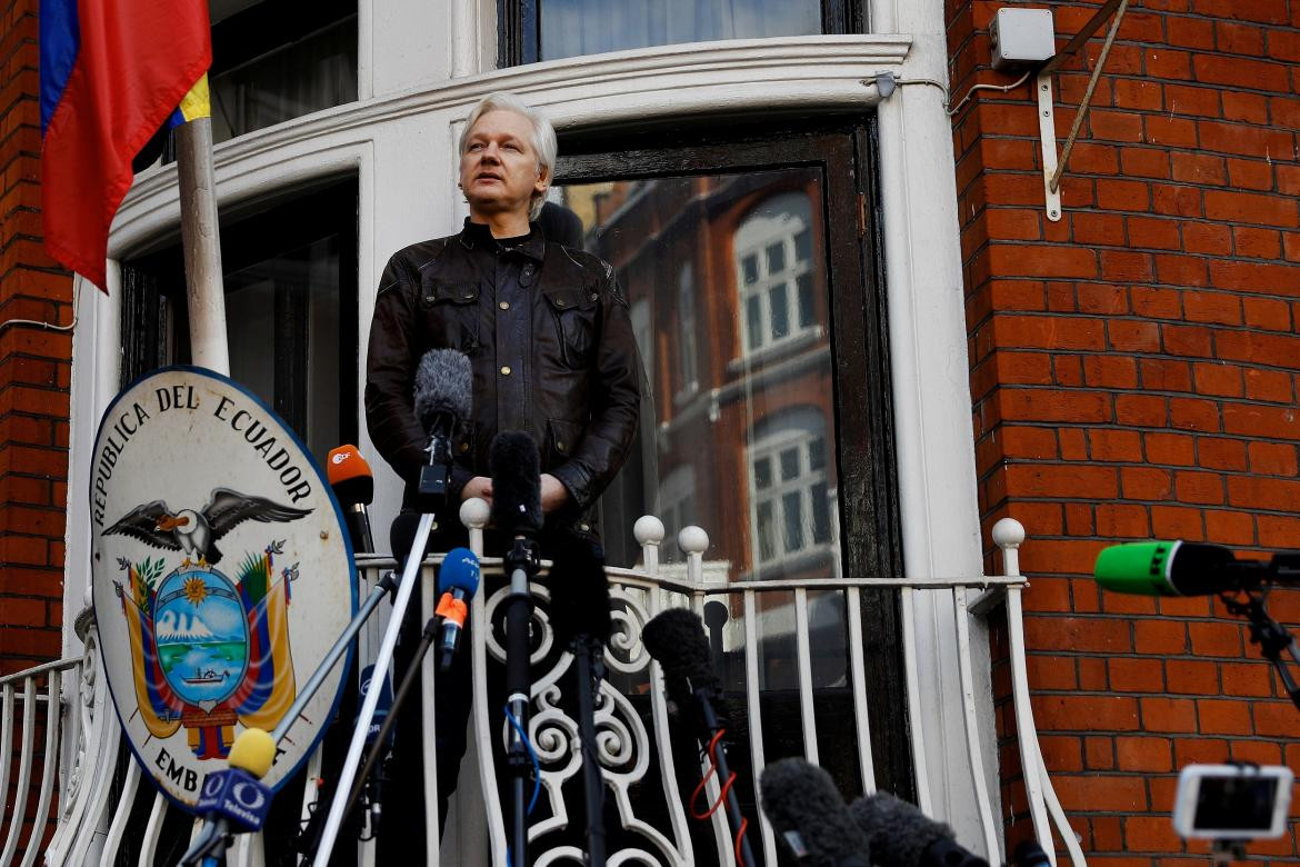 Julian Assange - Embajada de Ecuador en Londres Foto Reuters