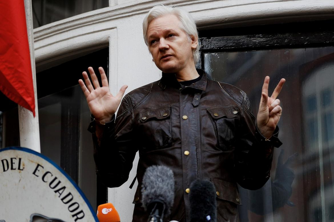 Julian Assange - Embajada de Ecuador en Londres Foto Reuters