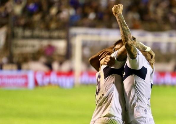 Gimnasia vs. Defensa y Justicia por Copa Superliga, fútbol argentino