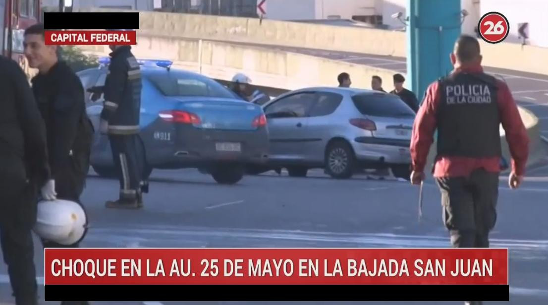 Choque autopista 25 de Mayo - Canal 26