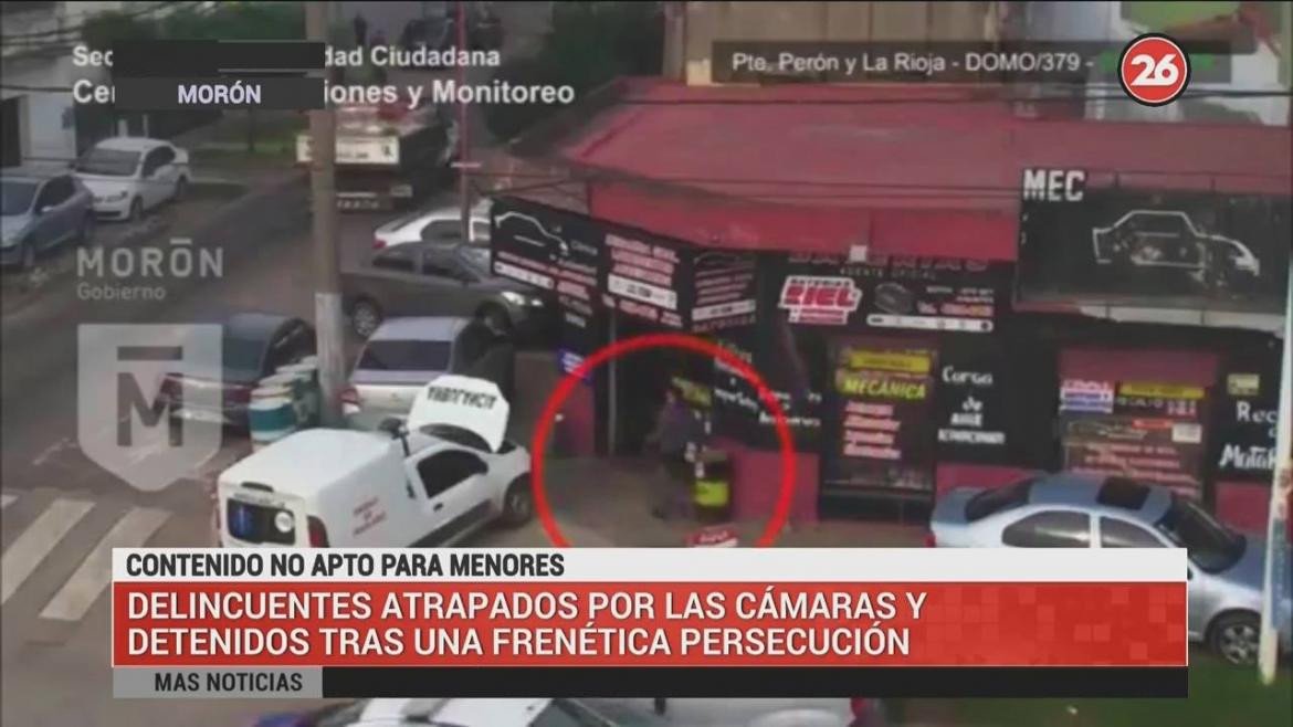 Delincuentes detenidos en Morón tras persecución (Canal 26)