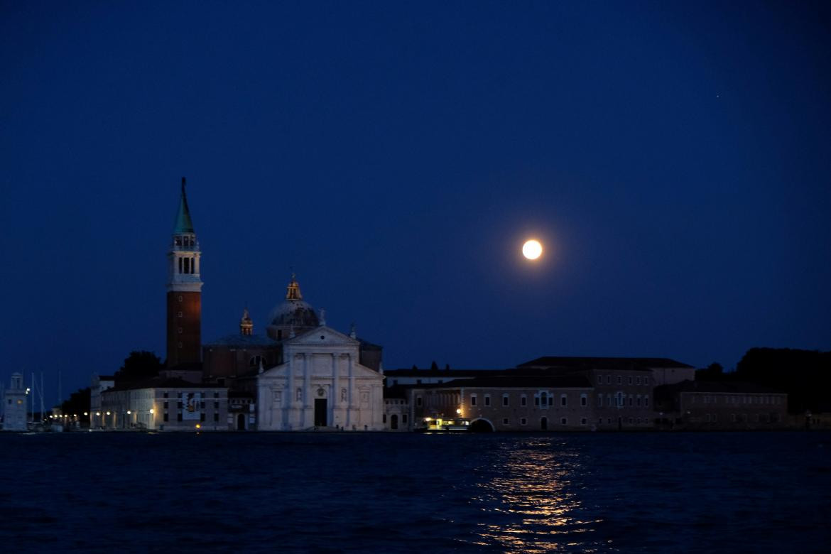 Eclipse Lunar - Reuters