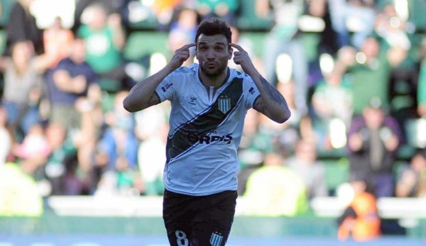 Superliga, Festejo de Nicolás Bertolo para Banfield ante Estudiantes