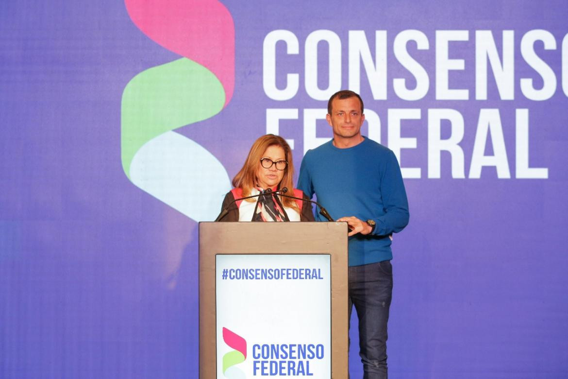 Graciela Camaño y Eduardo Bali Bucca, PRENSA CONSENSO FEDERAL