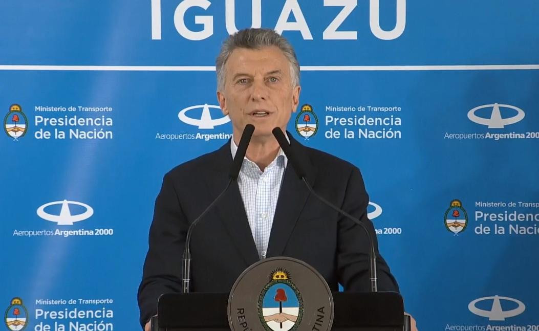 Macri anunció nuevo vuelo de Iguazú a Madrid